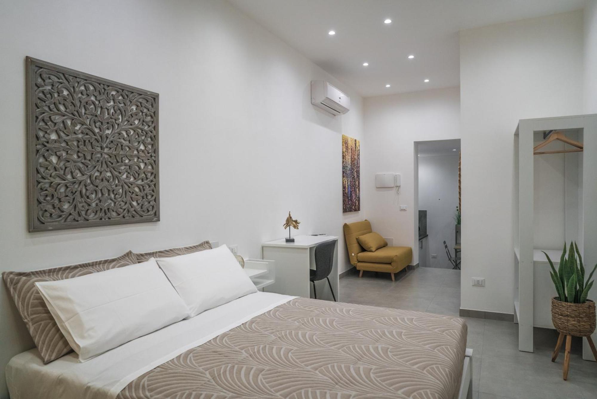 Casa Azzurra Rooms E Apartment 테라시니 외부 사진